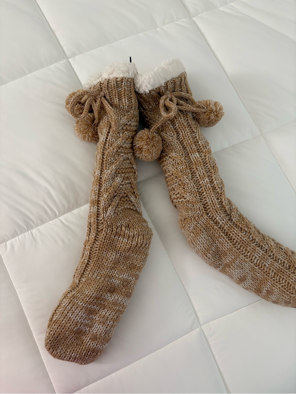 Express Cable Knit Pom-Pom Slipper Socks in Cream and Camel (OS)